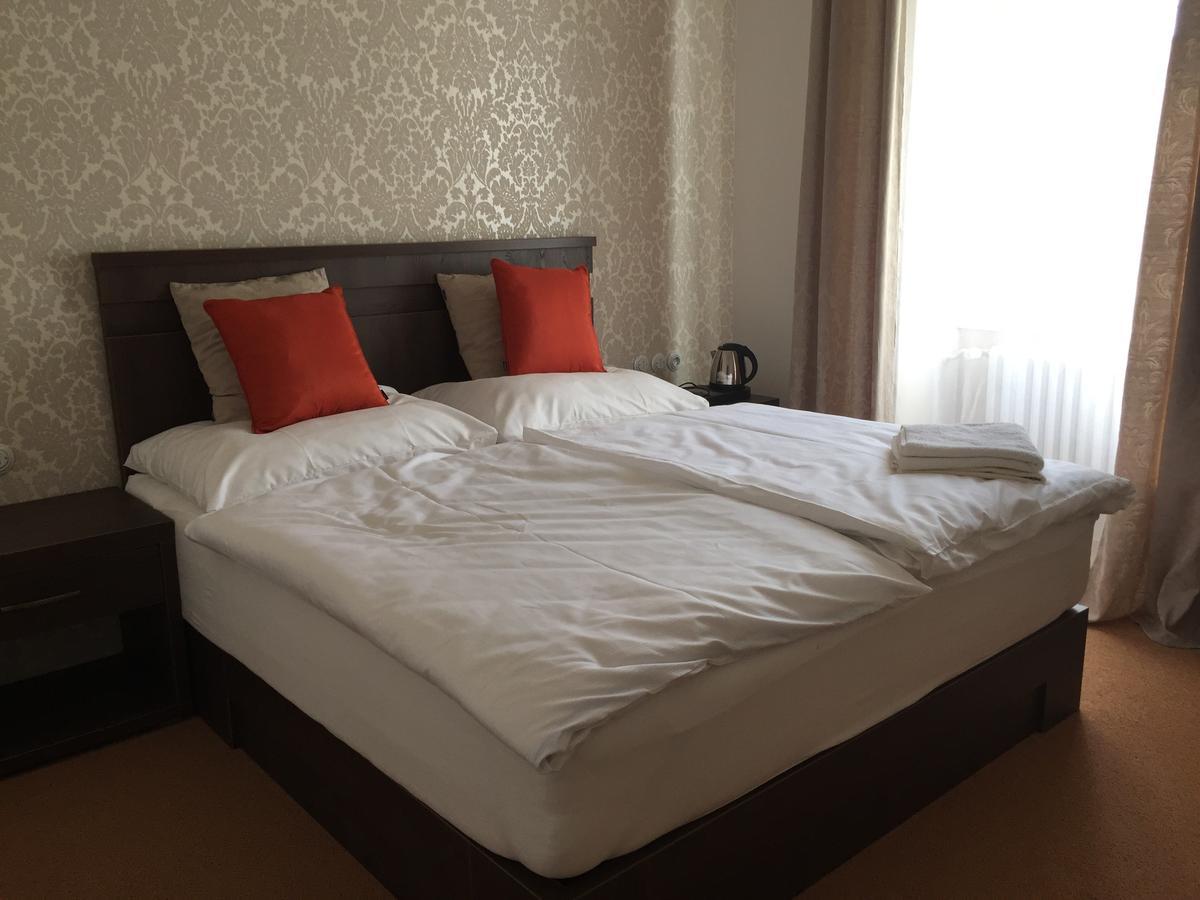 Deluxe Double Room,608995536:JPEG