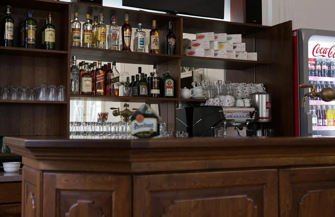Villa Cafe-1